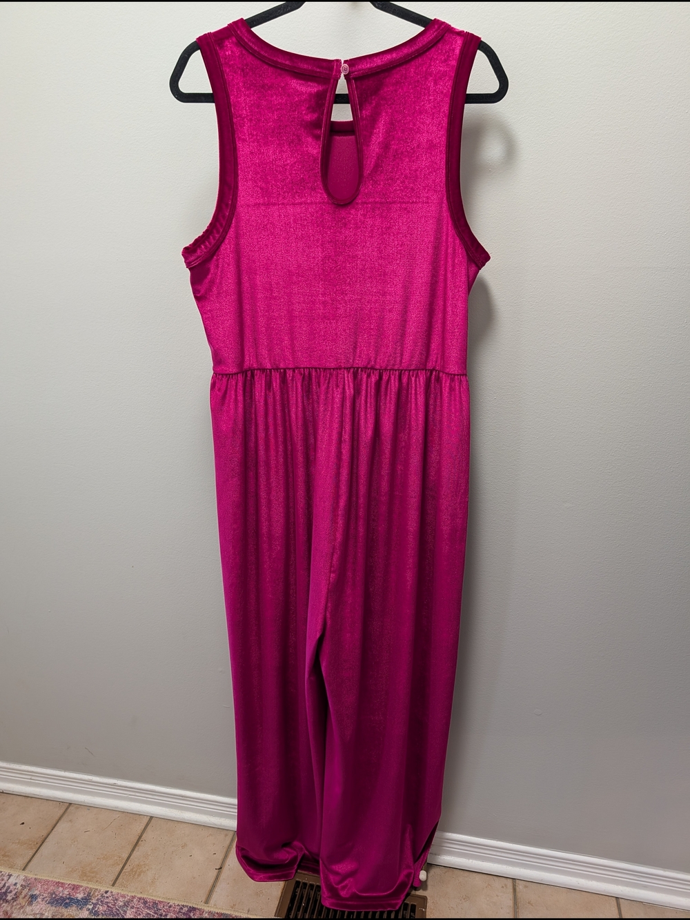 Smash + Tess Velvet Romper - Picture 5 of 8